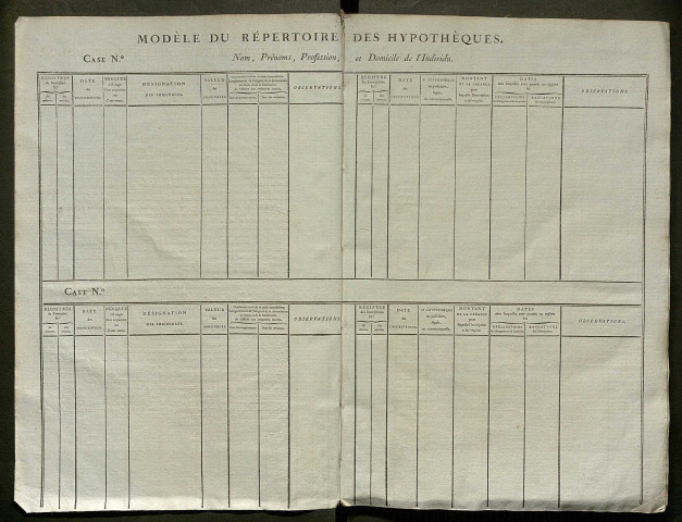Répertoire des formalités hypothécaires, du 10/10/1809 au 18/02/1809, registre n° 051 (Péronne)