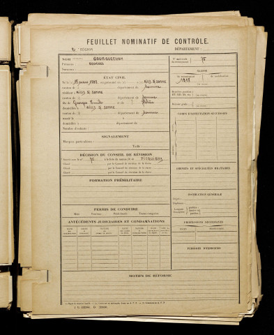 Gourguechon, Georges, né le 18 mars 1898 à Ailly-sur-Somme (Somme), classe 1918, matricule n° 75, Bureau de recrutement d'Amiens