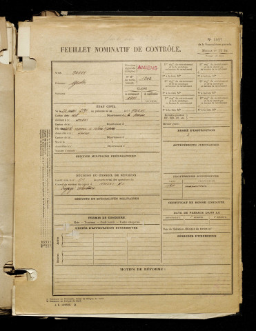 Roger, Gaston, né le 24 mars 1890 à Amiens (Somme), classe 1910, matricule n° 1242, Bureau de recrutement d'Amiens