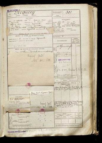 Pecquery, Gaston Charles, né le 25 septembre 1896 à Tours-en-Vimeu (Somme), classe 1916, matricule n° 301, Bureau de recrutement d'Abbeville