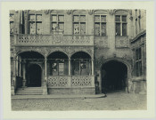 FURNES. 1914-1915. HOTEL DE VILLE