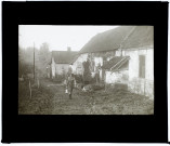 Rue à Naours - novembre 1932