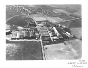 Méaulte. Vue aérienne du territoire de la commune et des bâtiments de l'Aérospatiale
