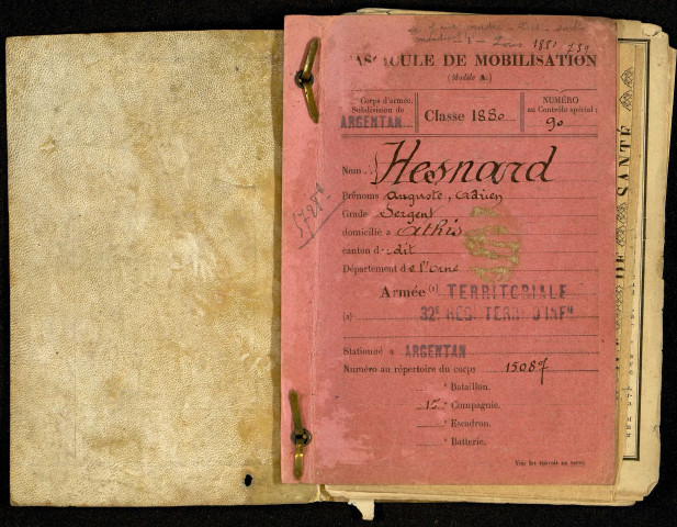 Livret militaire d'Auguste Hesnard (classe 1880) accompagné d'un certificat de bonne conduite