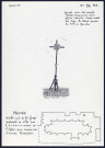 Huppy : vieille croix de fer forgé érigée en 1984 par l'A.S.P.A.C.H. près de l'église pour remémorer l'ancien cimetière - (Reproduction interdite sans autorisation - © Claude Piette)