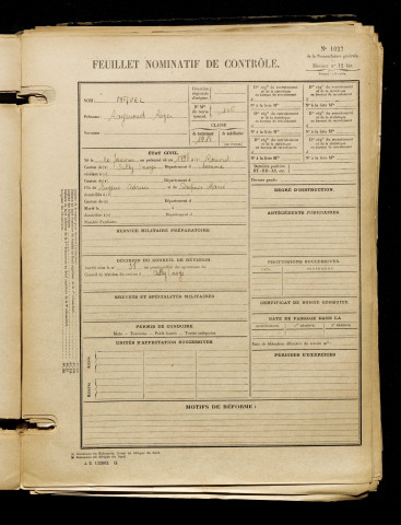 Navel, Raymond Roger, né le 20 janvier 1898 à Rouvrel (Somme), classe 1918, matricule n° 106, Bureau de recrutement de Péronne
