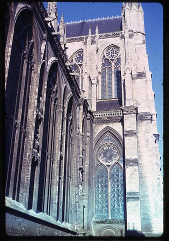 Amiens (Somme). La cathédrale côte sud