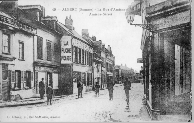 La rue d'Amiens - Amiens Street