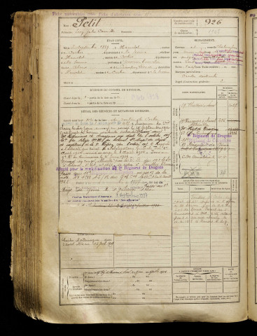 Petit, Léon Jules Camille, né le 03 septembre 1889 à Hamelet (Somme), classe 1909, matricule n° 926, Bureau de recrutement d'Amiens