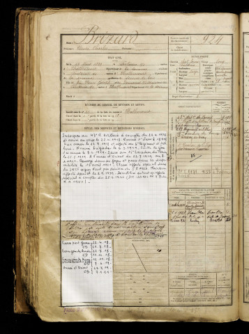 Brizard, Henri Charles, né le 14 mars 1899 à Fontaine-sur-Somme (Somme), classe 1919, matricule n° 924, Bureau de recrutement d'Abbeville