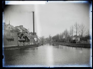 Amiens. Le canal de la Somme au stade nautique