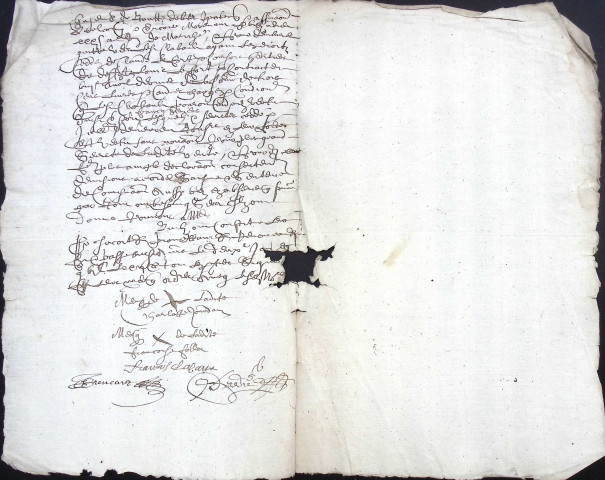 Etude de Me Augustin Perdu à Amiens (étude n°26). Minutes de l'année 1672