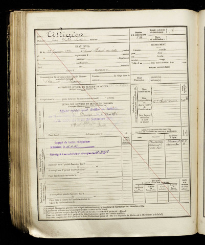 Alligier, Jean Victor Lucien, né le 28 juillet 1896 à Saint-Ferréol-des-Côtes (Puy-de-Dôme), classe 1916, matricule n° 1, Bureau de recrutement d'Amiens