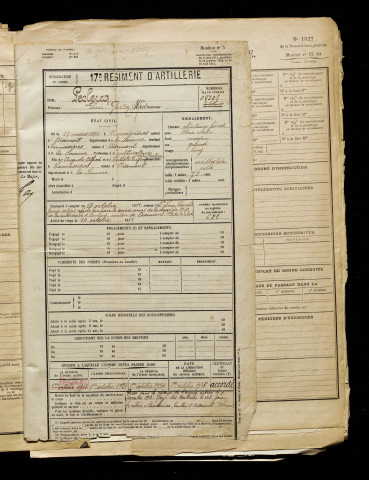 Leclercq, Louis Gaston Alfred, né le 14 mars 1890 à Cannessières (Somme), classe 1910, matricule n° 681, Bureau de recrutement d'Amiens