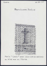 Hautvillers-Ouville : motif croix dans vieux mur de briques - (Reproduction interdite sans autorisation - © Claude Piette)