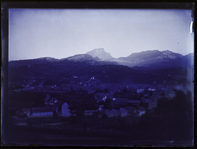 Chambéry, vue prise montagne coté de la rue de Boigne - juillet 1902