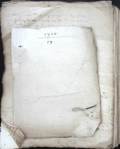 Etude de Me Nicolas Rouget à Amiens (étude n°5). Minutes de l'année 1710