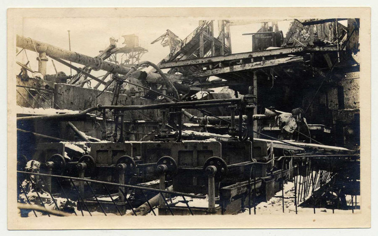 Ruines de la sucrerie de Dompierre détruite par les bombardements