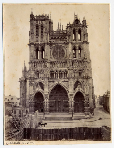 Cathédrale d'Amiens à l'Ouest