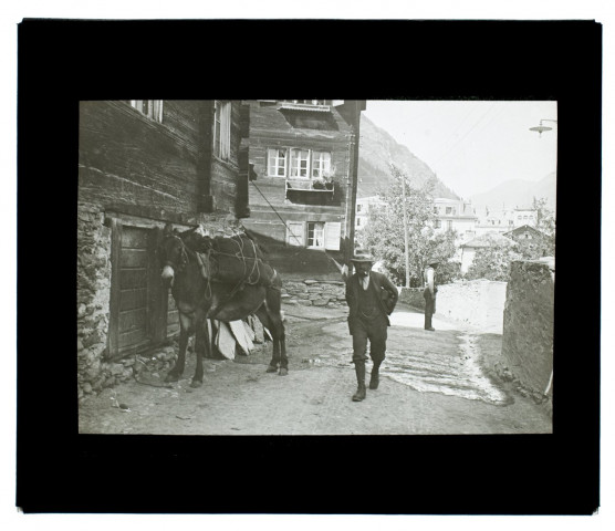 Suisse une rue à Zermatt - août 1903