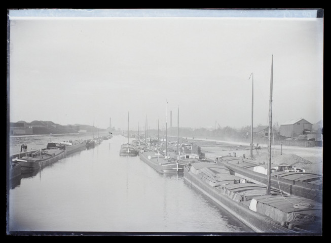 Dunkerque - le port près de la gare - octobre 1899
