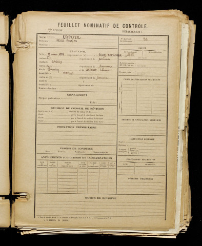 Caplier, Félix Rosaire, né le 29 mai 1898 à Villers-Bretonneux (Somme), classe 1918, matricule n° 20, Bureau de recrutement d'Amiens