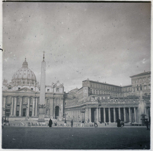 Rome - Place Saint Pierre