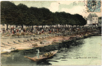 Le marché sur l'eau