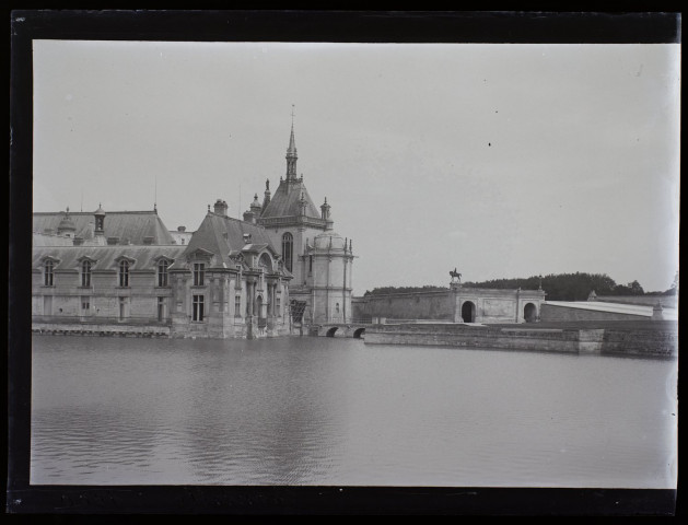 Chantilly - 1900