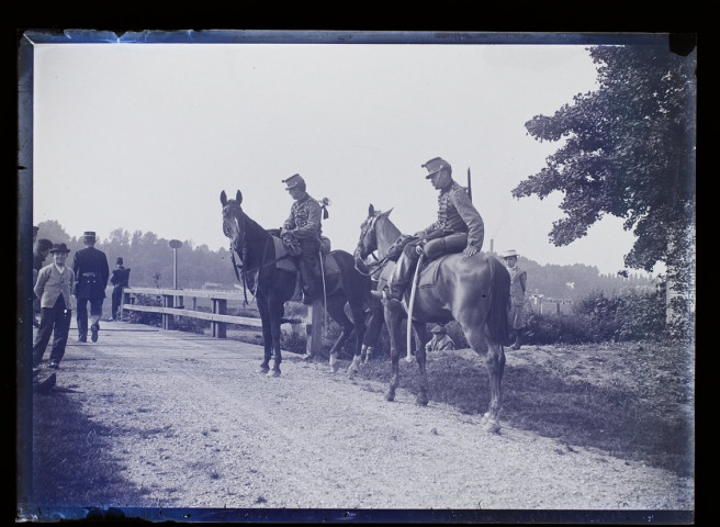 Chasseurs à cheval place Saint-Roch - juillet 1901