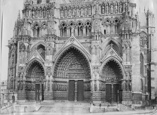 Amiens. Le Grand portail de la Cathédrale