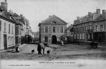 Conty (Somme) - La Place et les Halles