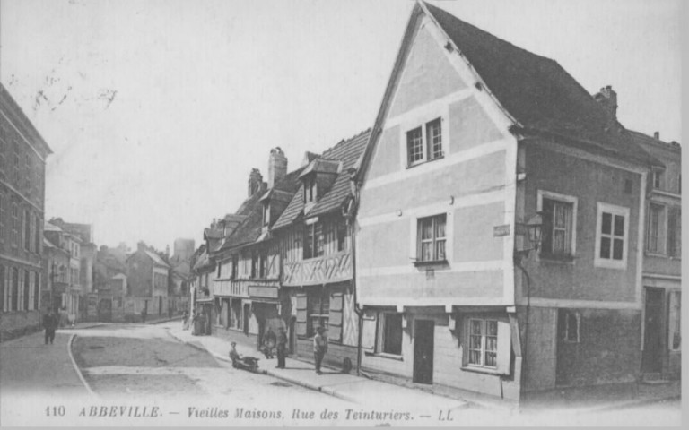 Vieilles maisons, rue des Teinturiers