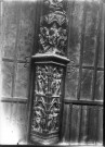 Cathédrale d'Amiens, vue de détail : le trumeau du portail de la Mère-Dieu