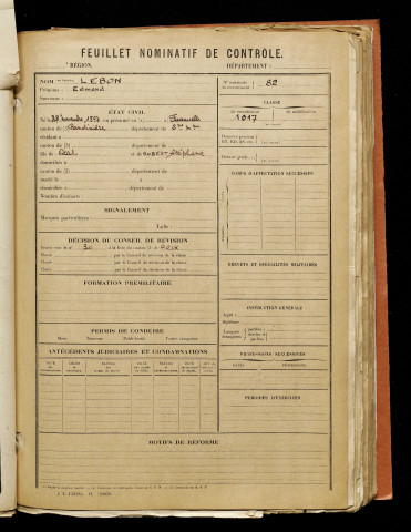 Lebon, Edmond, né le 28 novembre 1897 à Fréauville (Seine-Maritime), classe 1917, matricule n° 82, Bureau de recrutement d'Amiens