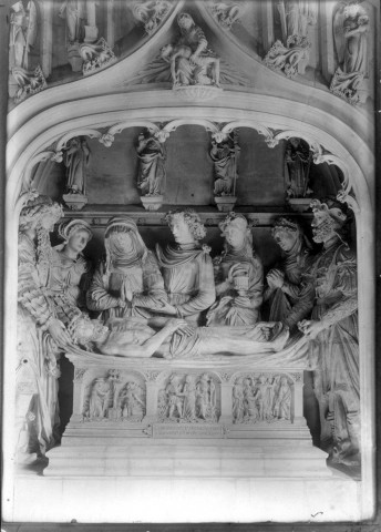 Eglise de Doullens (Somme) : le retable sculpté
