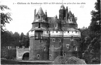 Le Château de Rambures (XIVème siècle), vue prise d'un des côtés