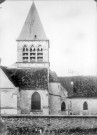 Eglise de Clairoy (Oise), vue extérieure : le clocher et le cimetière