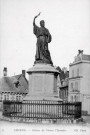 Statue de Pierre l'Ermite à Amiens