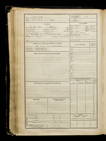 Leriche, André Louis, né le 29 juin 1901 à Moislains (Somme), classe 1921, matricule n° 900, Bureau de recrutement de Péronne
