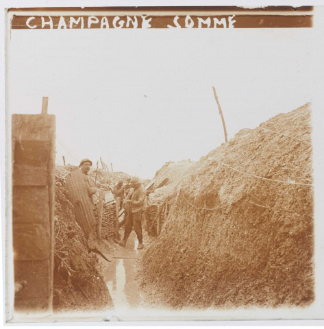 Champagne Somme, tourbe tranchée inondée