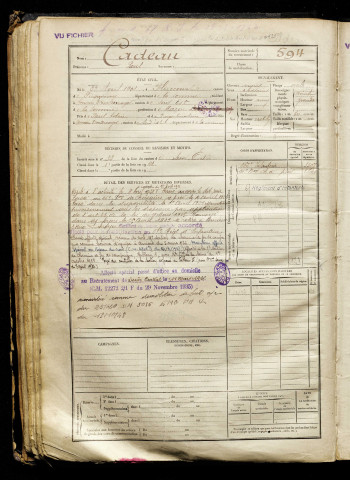 Cadeau, Paul, né le 23 avril 1901 à Flixecourt (Somme), classe 1921, matricule n° 594, Bureau de recrutement d'Amiens