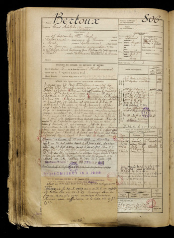 Bertoux, Louis Adolphe Firmin, né le 25 septembre 1892 à Sorel-en-Vimeu (Somme), classe 1912, matricule n° 806, Bureau de recrutement d'Abbeville
