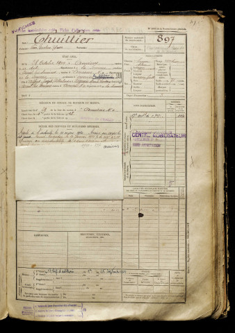 Thuillier, Léon Gaston Yvon, né le 28 octobre 1900 à Amiens (Somme), classe 1920, matricule n° 897, Bureau de recrutement d'Amiens