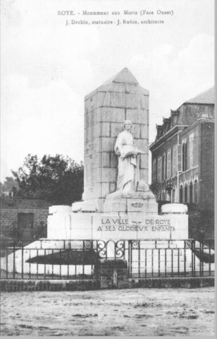 Monument aux morts (face ouest) - J. Dechin, statuaire - J. Rubin, architecte