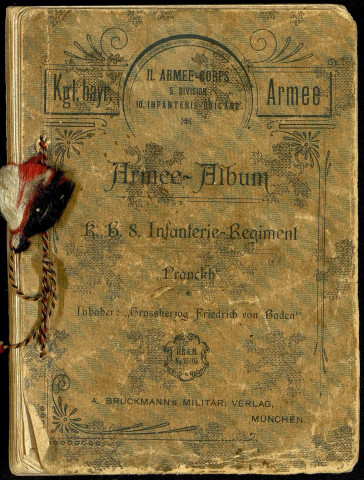 Armee-Album der kgl. bayr. Armee : K. B. 8. Infanterie-Regiment "Grossherzog Friedrich II von Baden". album photo des officiers du 8e régiment d'infanterie bavarois (devait être conservé par les soldats dans leur veste)