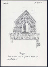 Englos (Nord) : petit oratoire sur la porte d'entrée du presbytère - (Reproduction interdite sans autorisation - © Claude Piette)