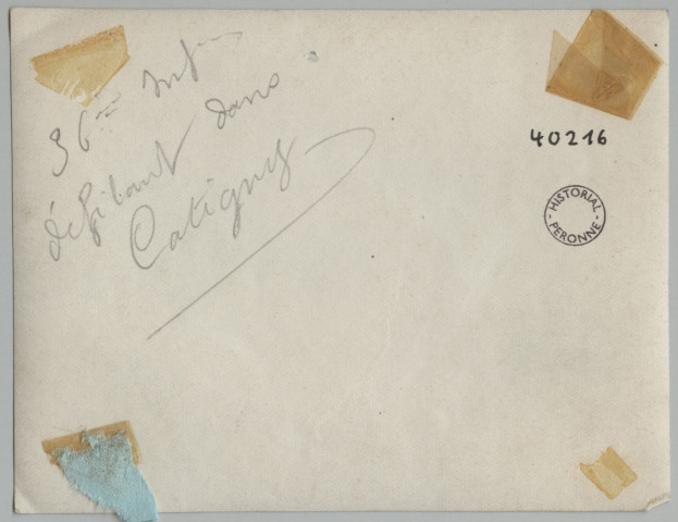 36E INF. DEFILANT DANS CATIGNY