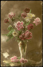 Carte postale représentant un bouquet de fleurs dans un vase. Correspondance de Raymond Paillart à son fils Louis