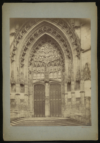 Beauvais. Porte du transept nord